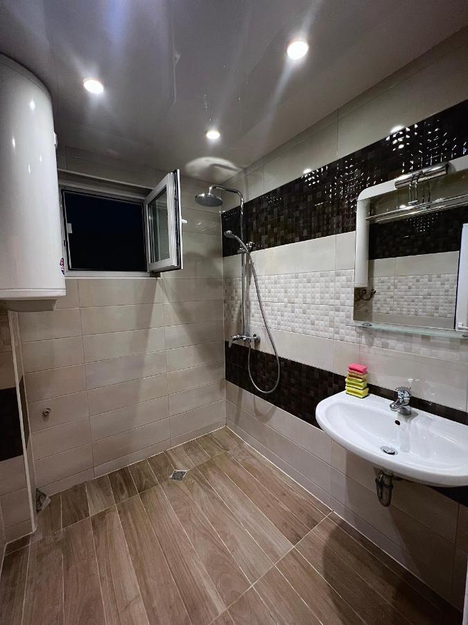 Chaika Sea Apartment Varna Eksteriør billede