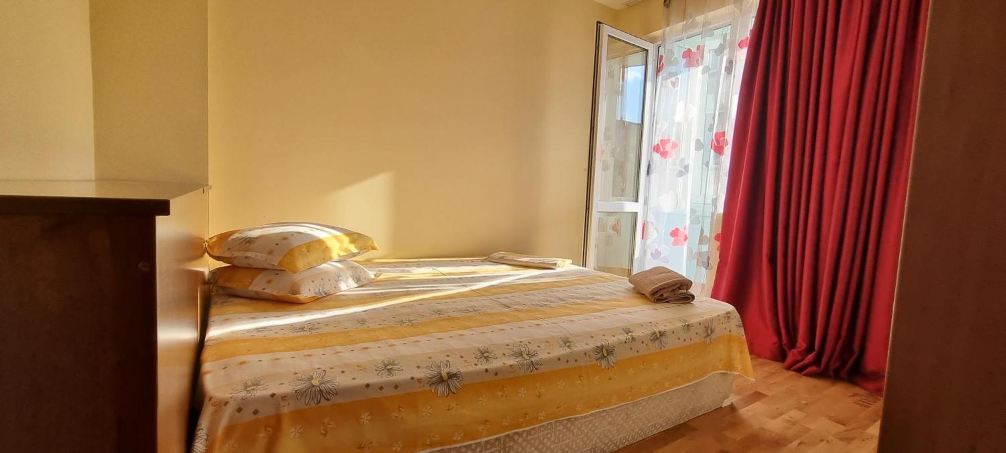 Chaika Sea Apartment Varna Eksteriør billede